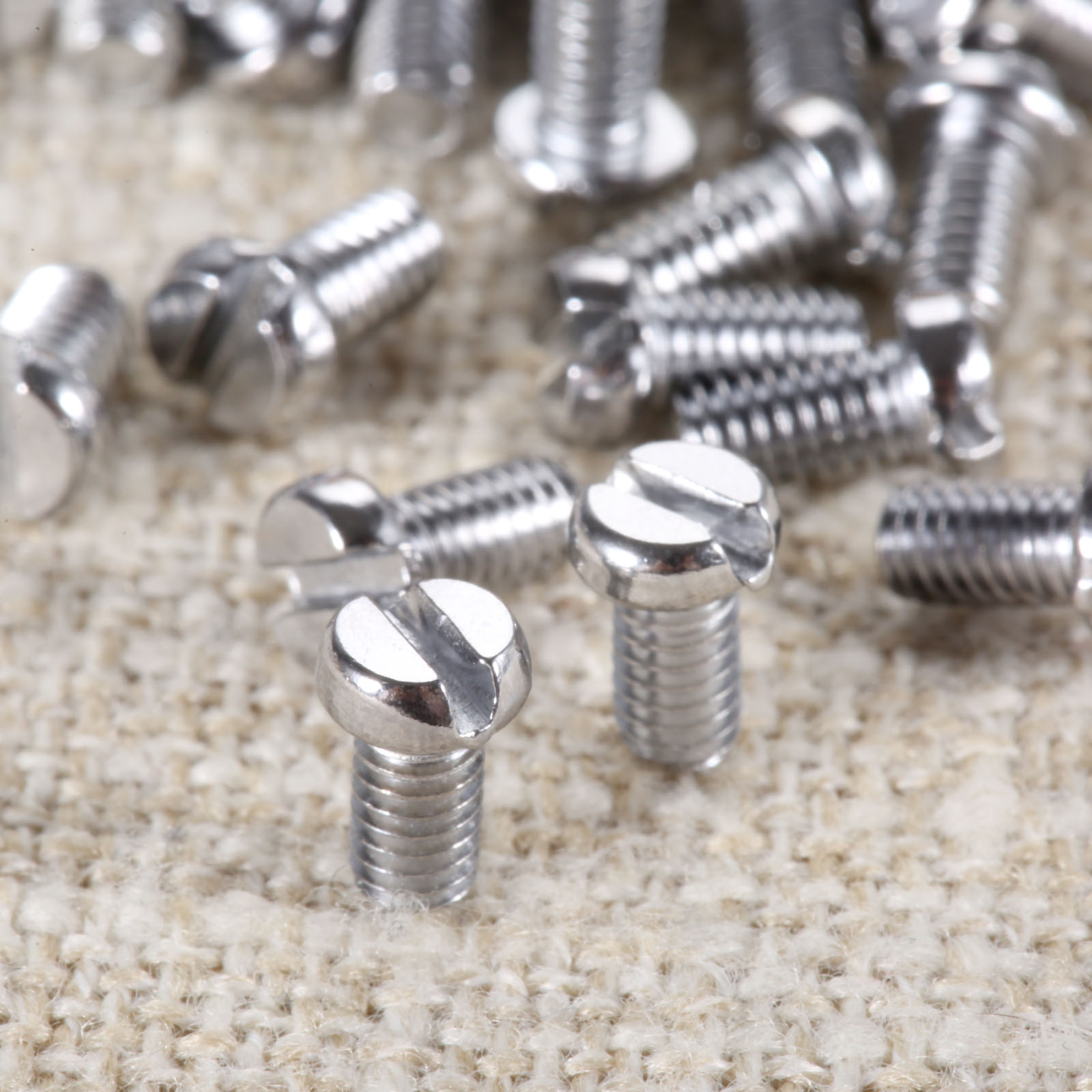 Vis à Dents Métalliques pour M - Industrial Textile Sewing Machine avis et prix
