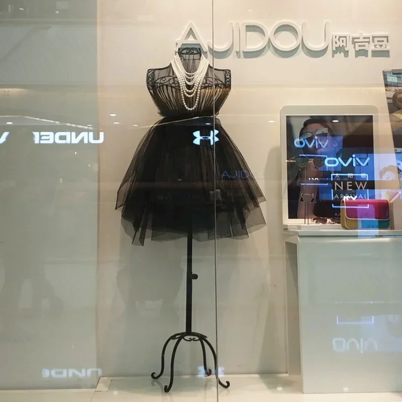 Mannequin femme entièrement mé - Dress Form Mannequin avis et prix